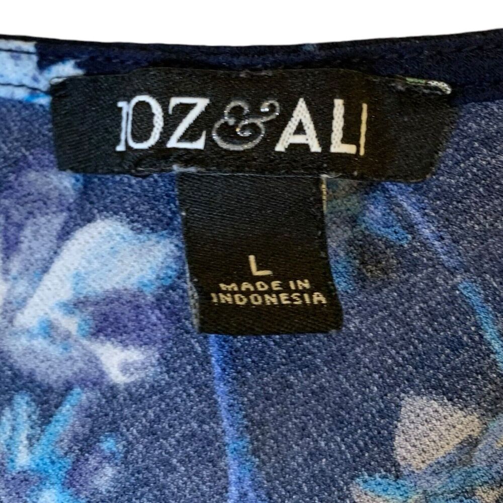 Roz & Ali Women’s Blue Floral Cap-Sleeve Blouse Twist Asymmetrical Neck L EUC - Picture 3 of 4